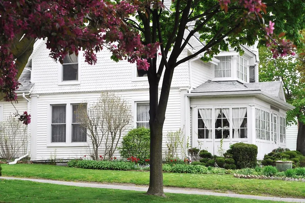Bed & Breakfast Absolute Elegance Bed And Breakfast Niagara Falls