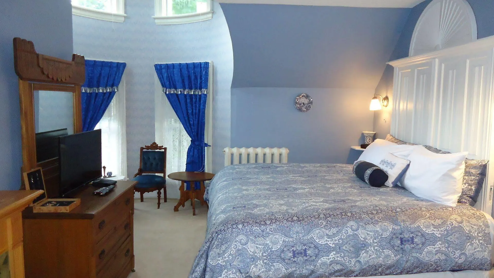 Bed & Breakfast Absolute Elegance Bed And Breakfast Niagara Falls